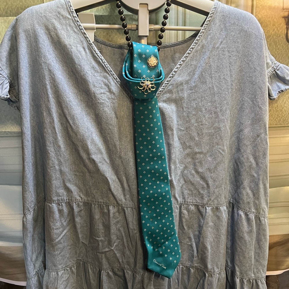 Vintage Oscar de la Renta Teal Blue Silk Tie Necklace with Polka Dot Pattern